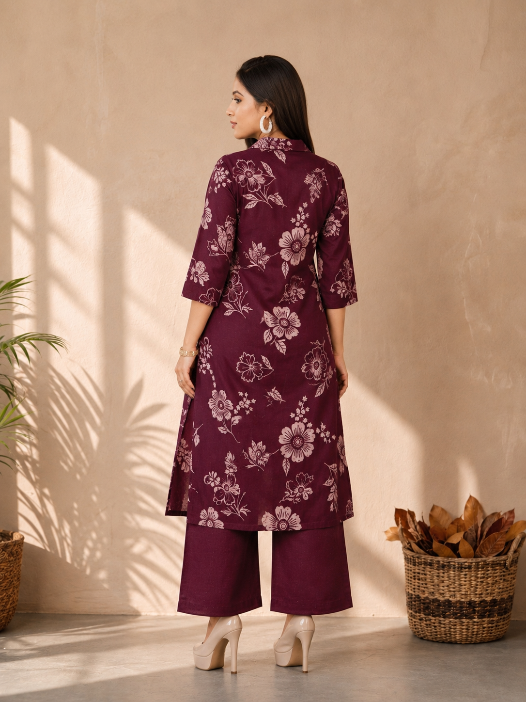 Inaayalina maroon Floral Printed Vatican Fabric Co-ord Set